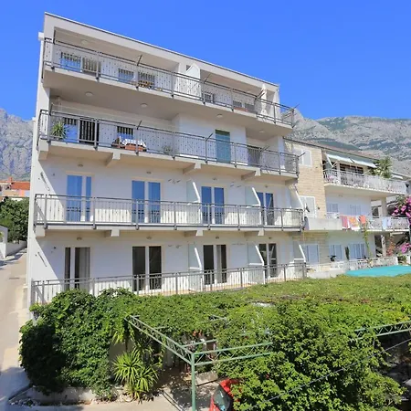 With A Parking Space - 18332 Apartment *