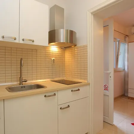 Apartment With A Parking Space - 18332 *