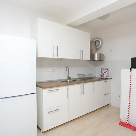 Apartment With A Parking Space - 18332 Makarska